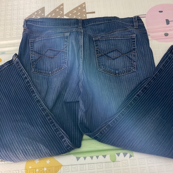 Soft stretchy comfy - Picture 3 of 3